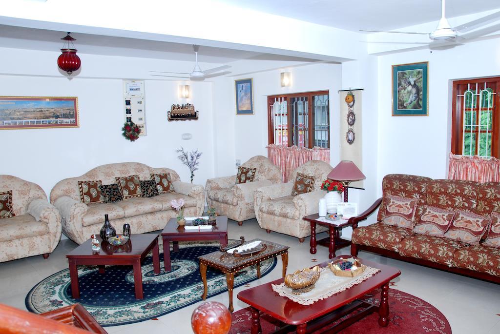Leelu Homestay Kochi Екстериор снимка